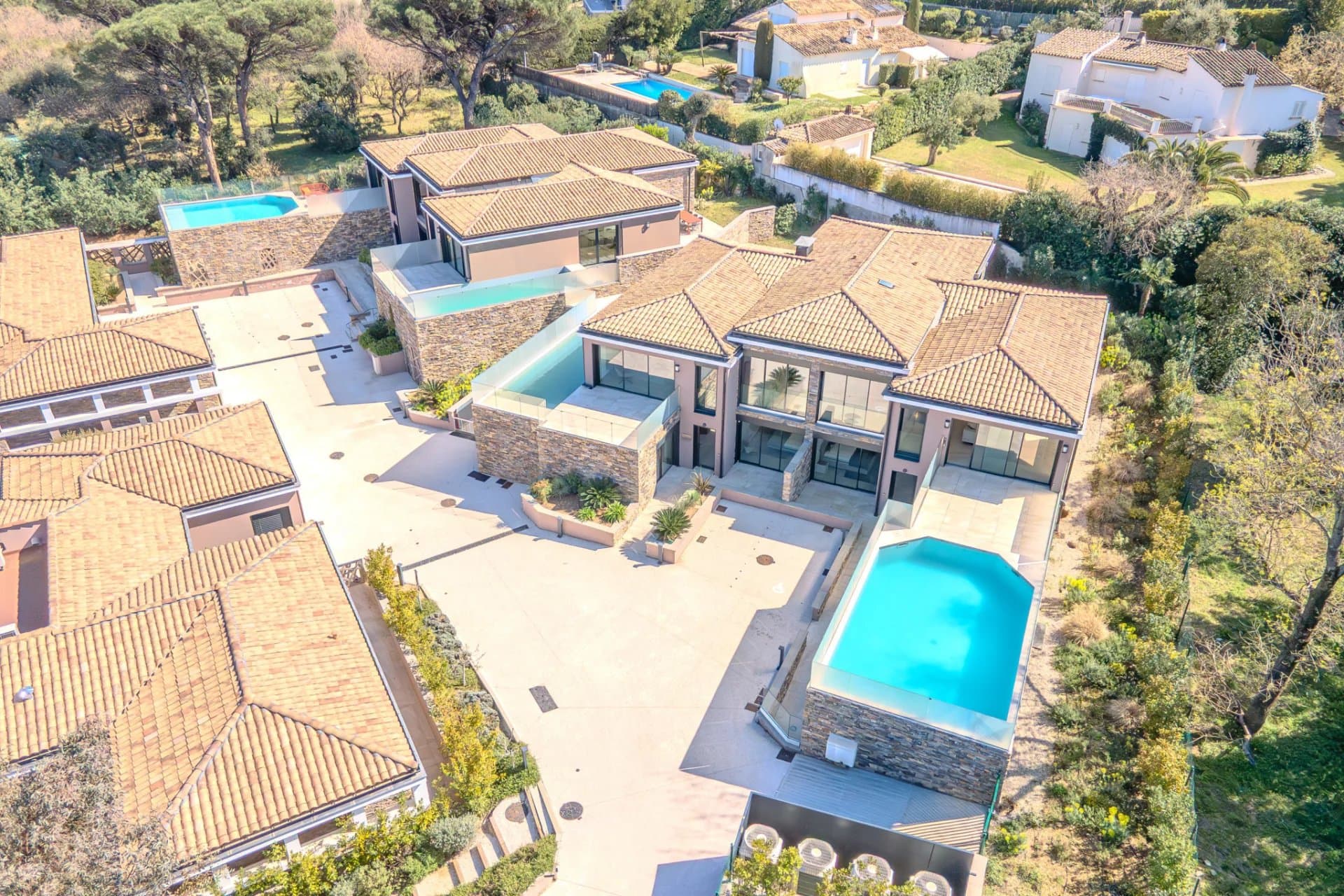 EXCLUSIVITE : Magnifique "villa appartement" en duplex avec très belle vue mer - Photo 7