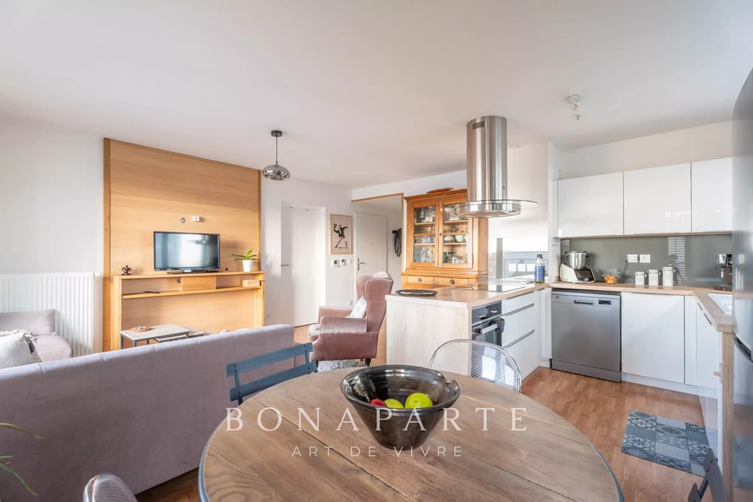 Très bel appartement T4 au dernier étage avec balcon et vue dégagée - Photo 4