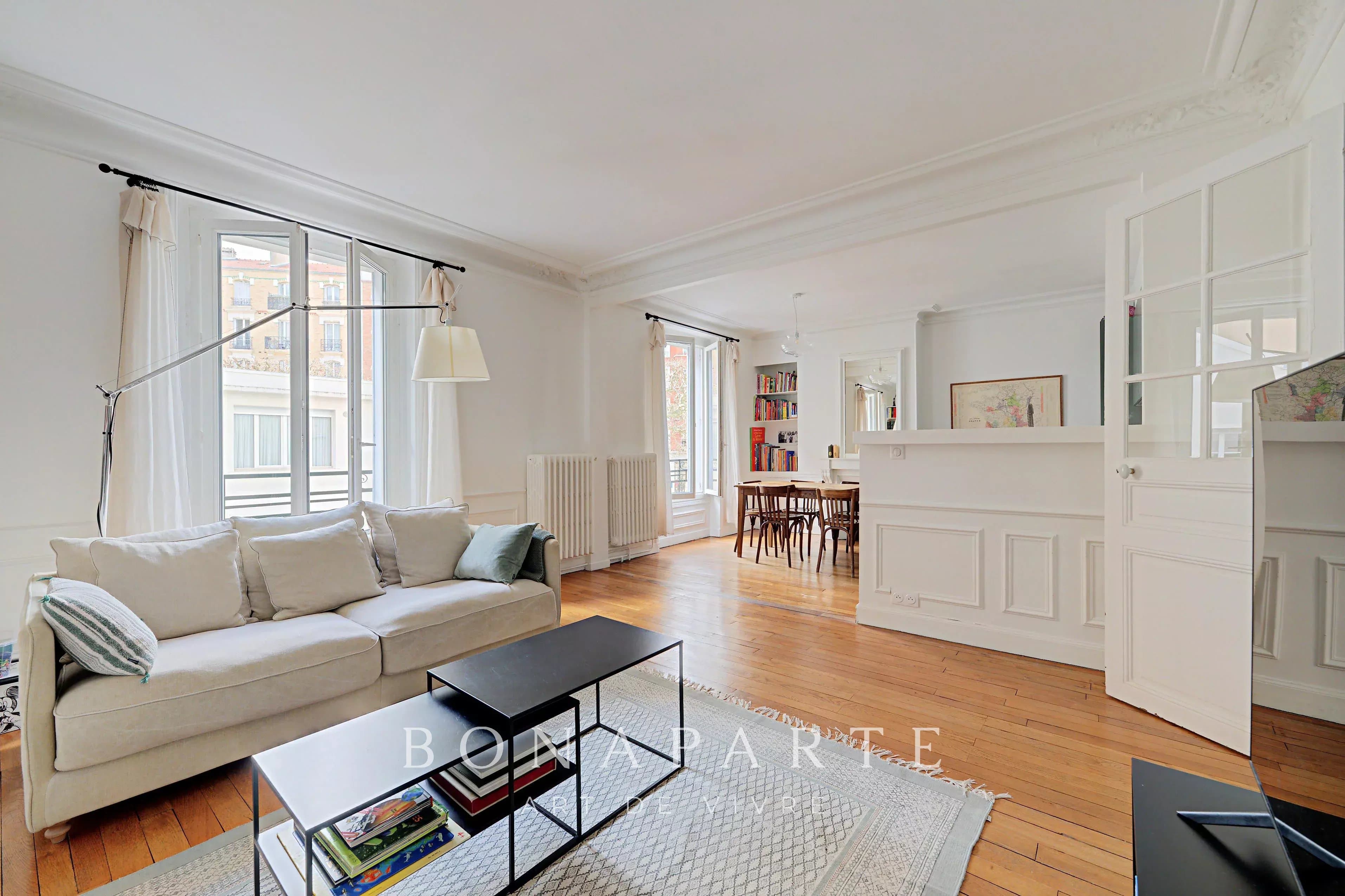 Trois pièces traversant entièrement rénové par architecte