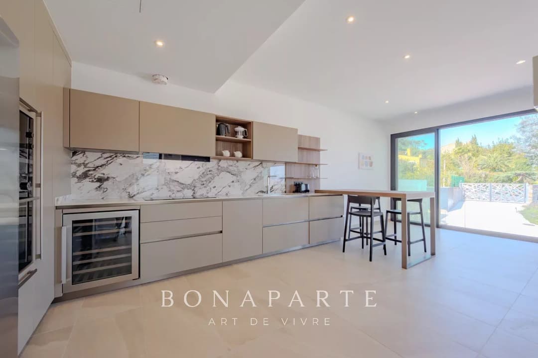 EXCLUSIVITE : Magnifique "villa appartement" en duplex avec très belle vue mer - Photo 6