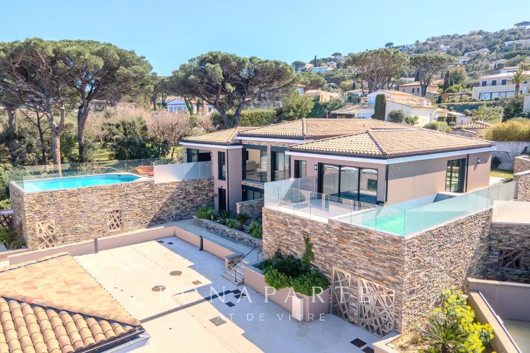 EXCLUSIVITE : Magnifique "villa appartement" en duplex avec magnifique vue mer - Photo 4