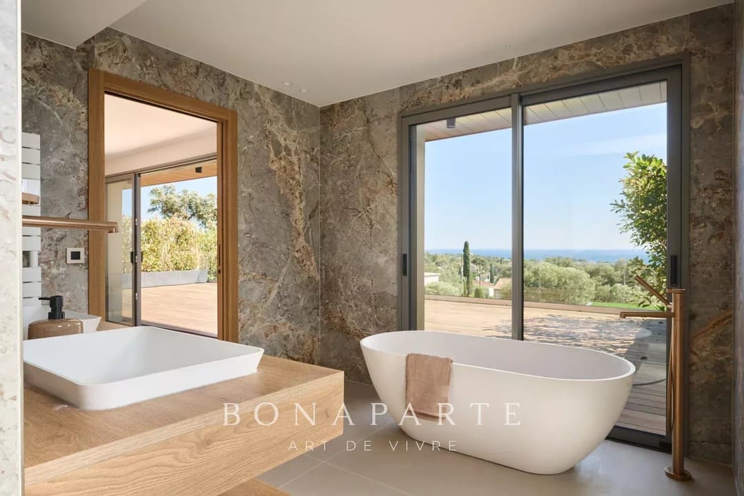 Villa contemporaine neuve à la vue mer panoramique - Photo 14
