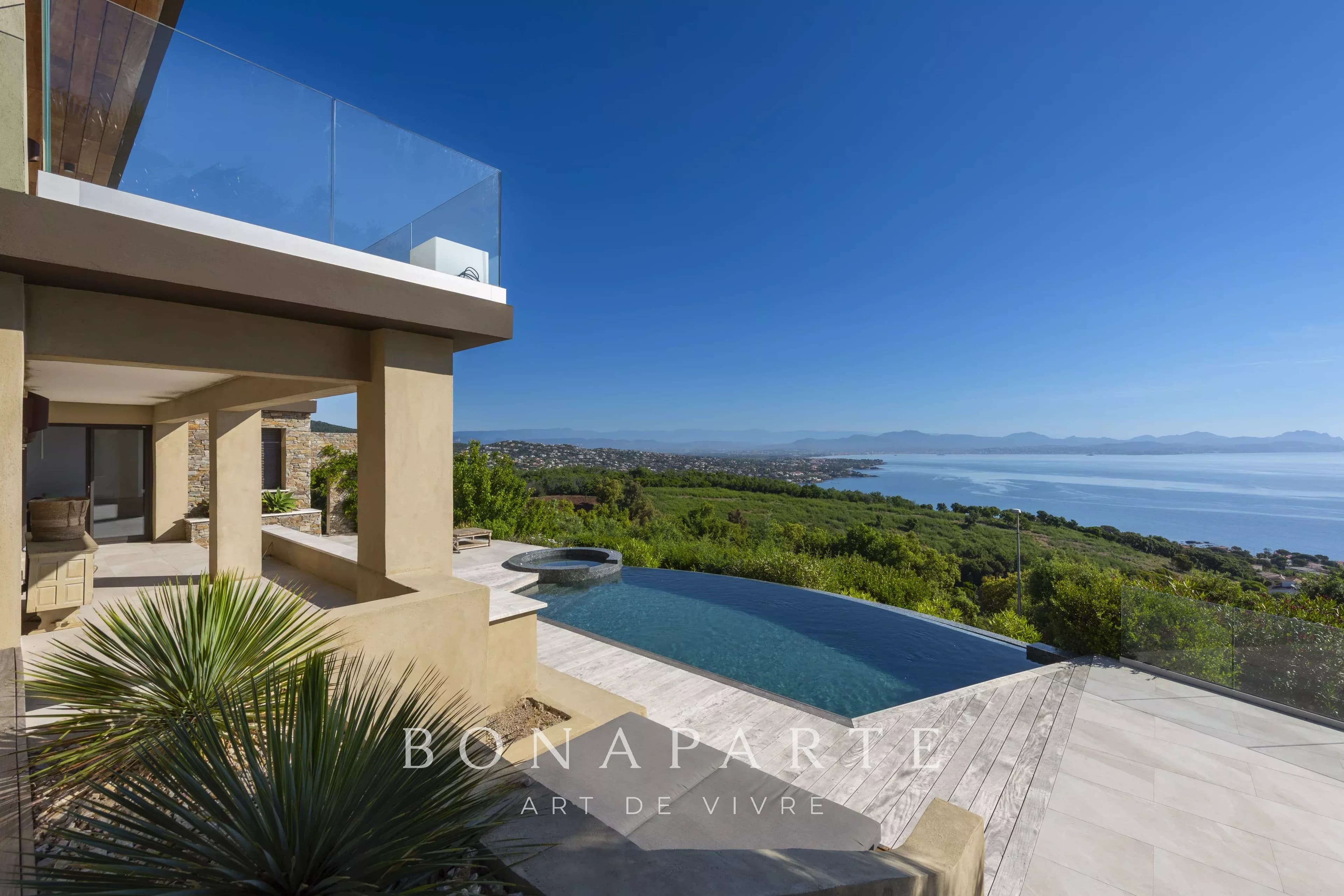 EXCLUSIVITE : Villa contemporaine – Vue mer panoramique exceptionnelle - Photo 11
