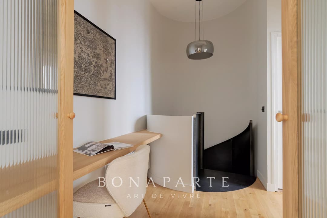 PARIS 9 - Duplex entièrement rénové - Photo 14