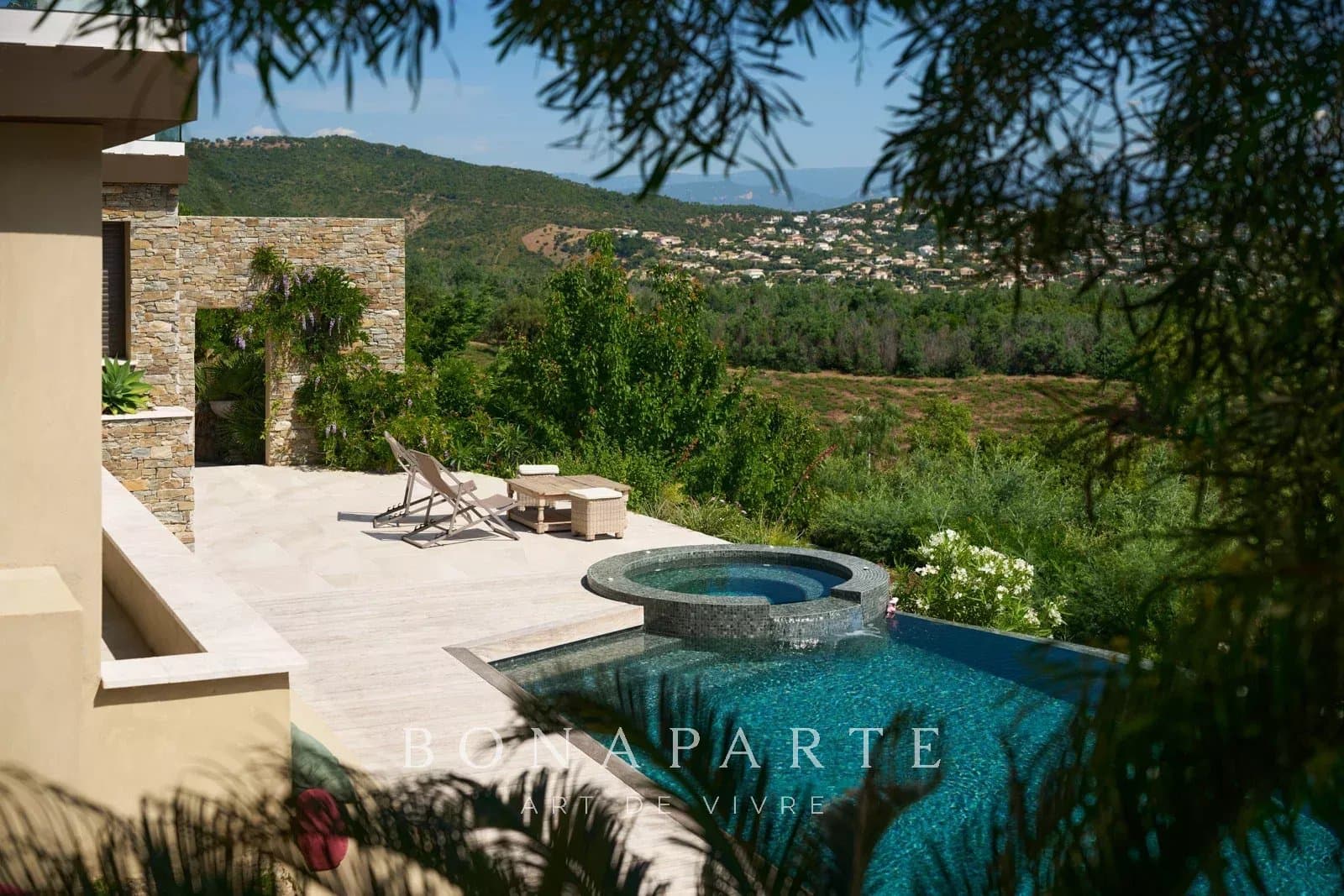 EXCLUSIVITE : Villa contemporaine – Vue mer panoramique exceptionnelle - Photo 19