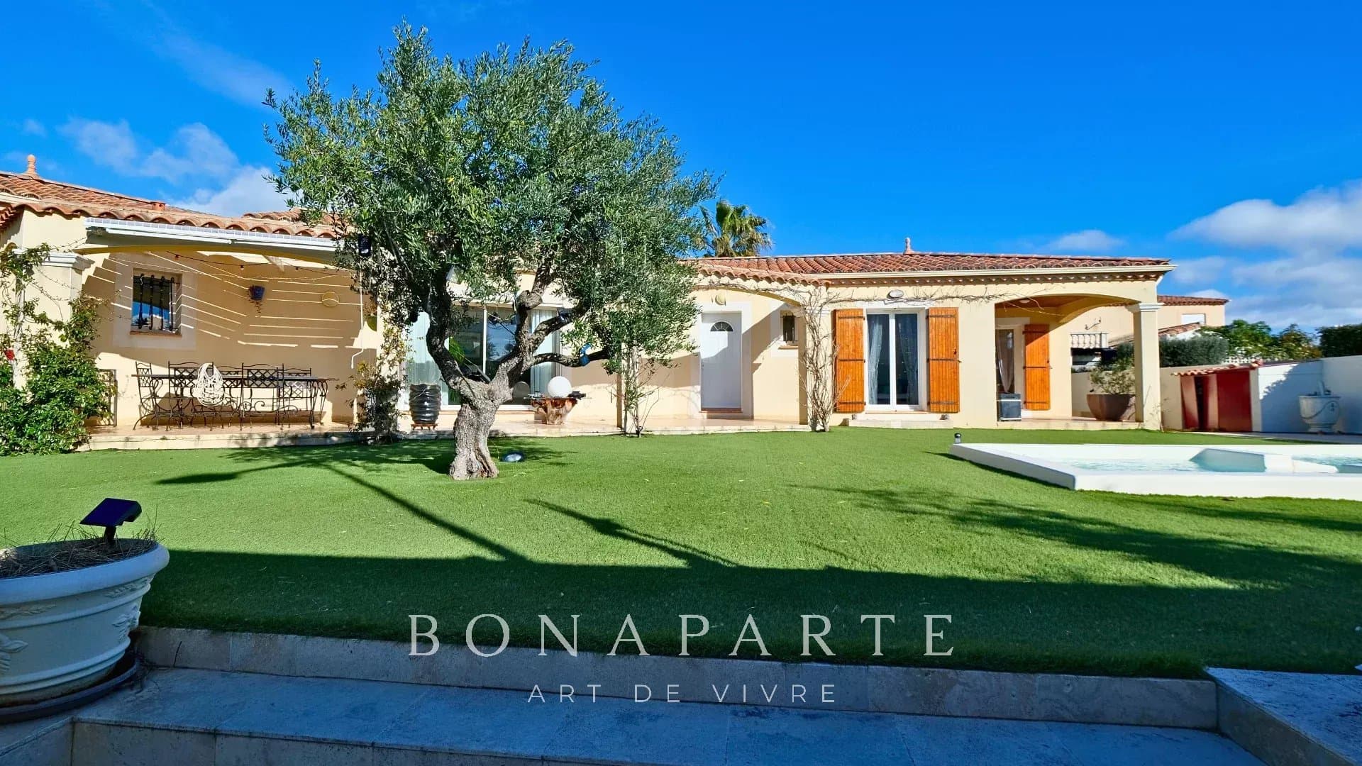 Maison plain-pied avec piscine et grand jardin à Sérignan – Un cadre de vie privilégié