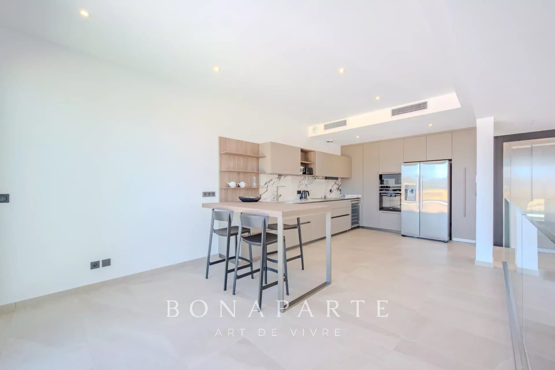 SAINT-TROPEZ GASSIN Exclusivité : Superbe villa-appartement en duplex avec vue mer exceptionnelle - Photo 36
