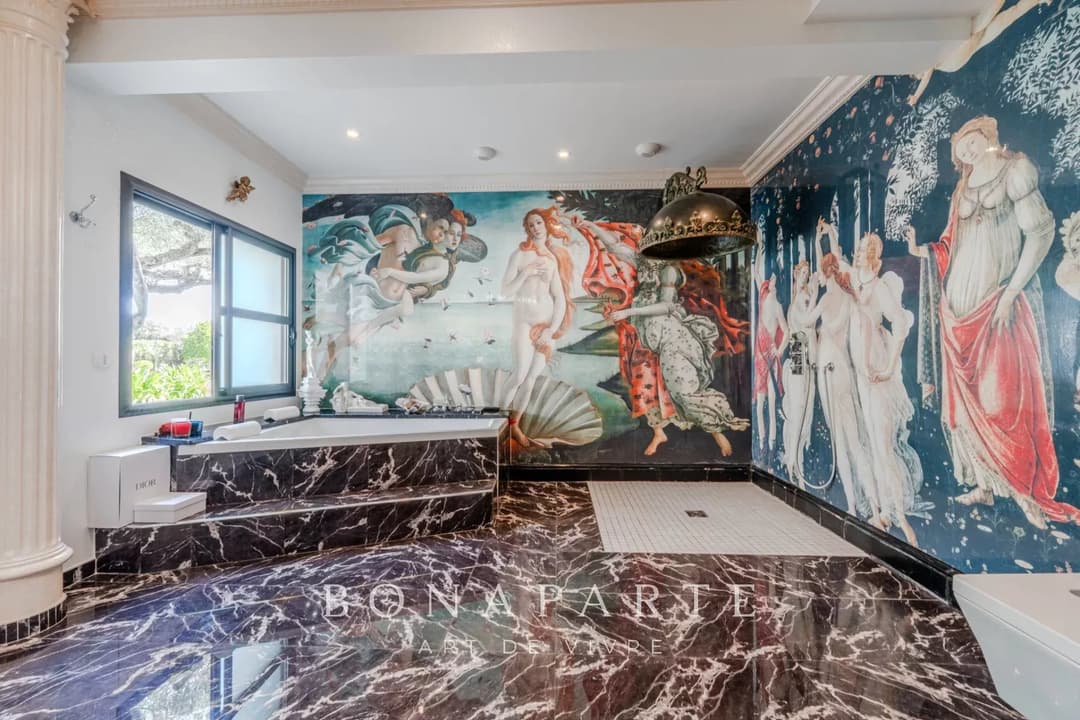 NÎMES - VILLA CONTEMPORAINE AVEC PISCINE ET GRAND GARAGE - Photo 13