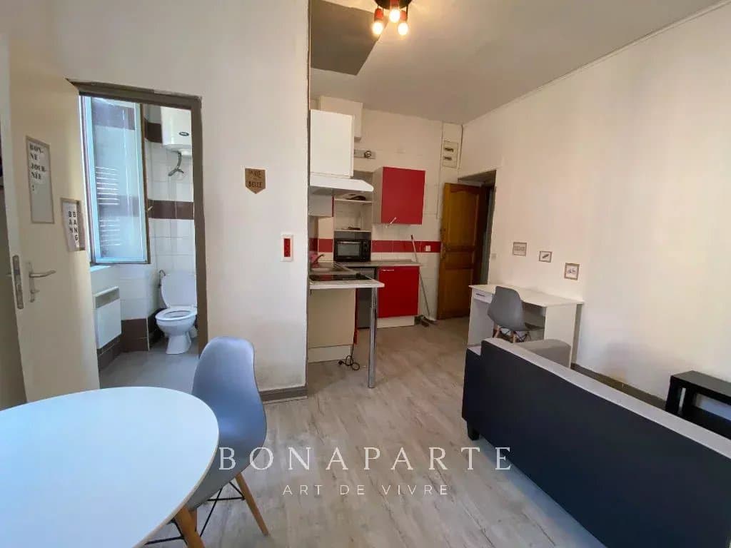 IMMEUBLE DE RAPPORT À 10,80% - 7 APPARTEMENTS - 311M² - Photo 4