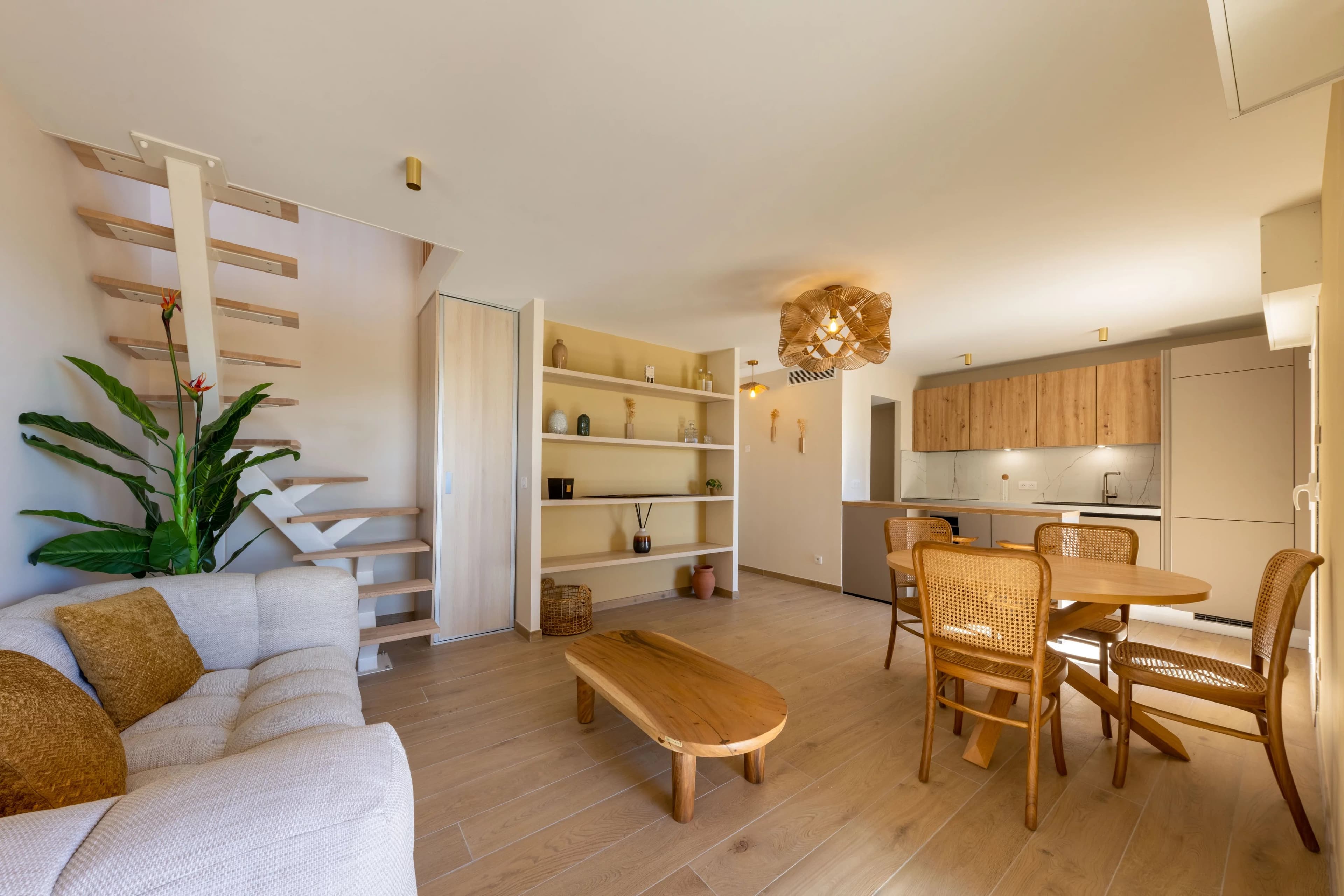 VUE MER PANORAMIQUE : Duplex d’exception de 60 m² pieds dans l’eau avec jardin privatif de 36 m² - Photo 6