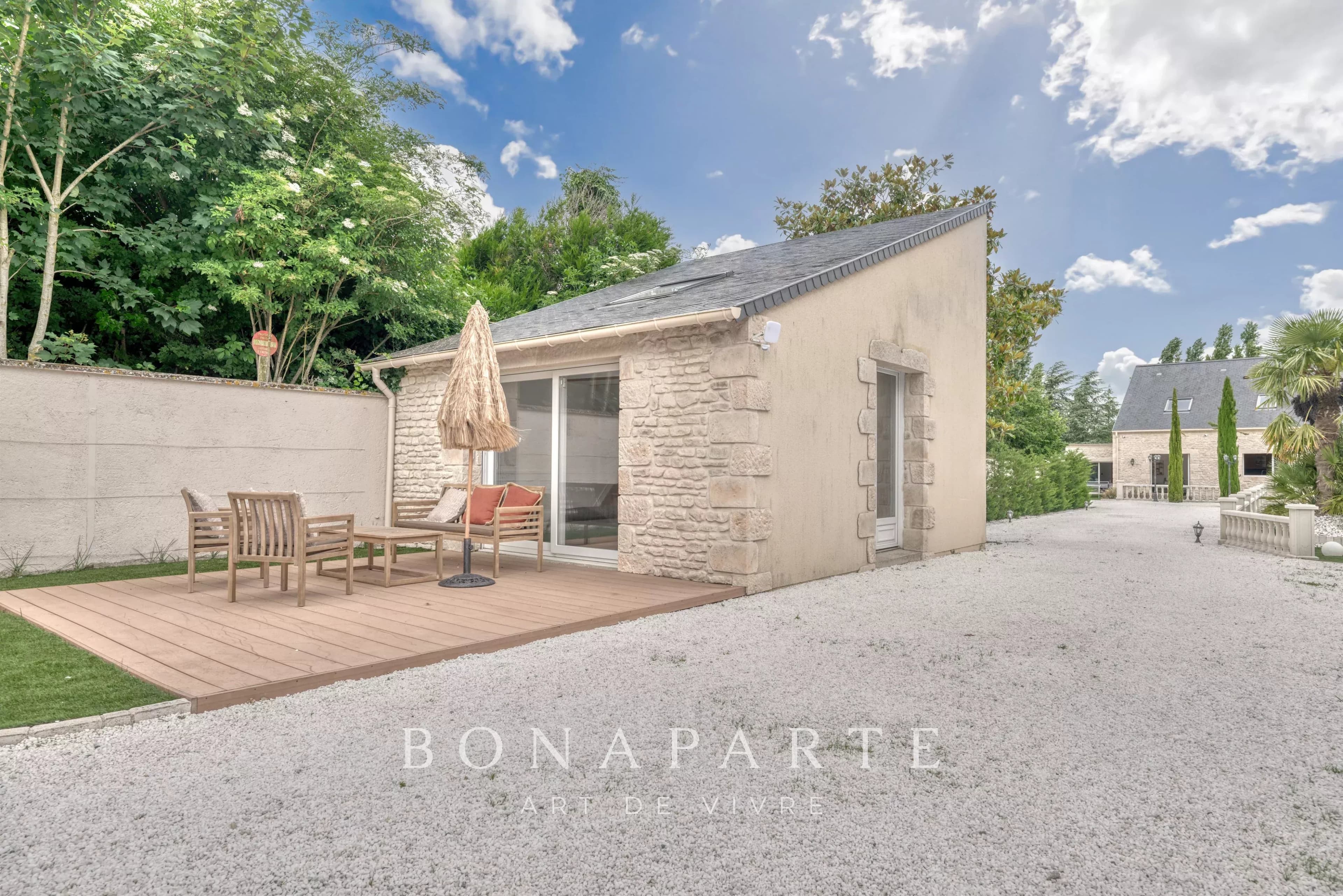 Maison familiale de 280m2 refaite à neuf avec piscine - Photo 18