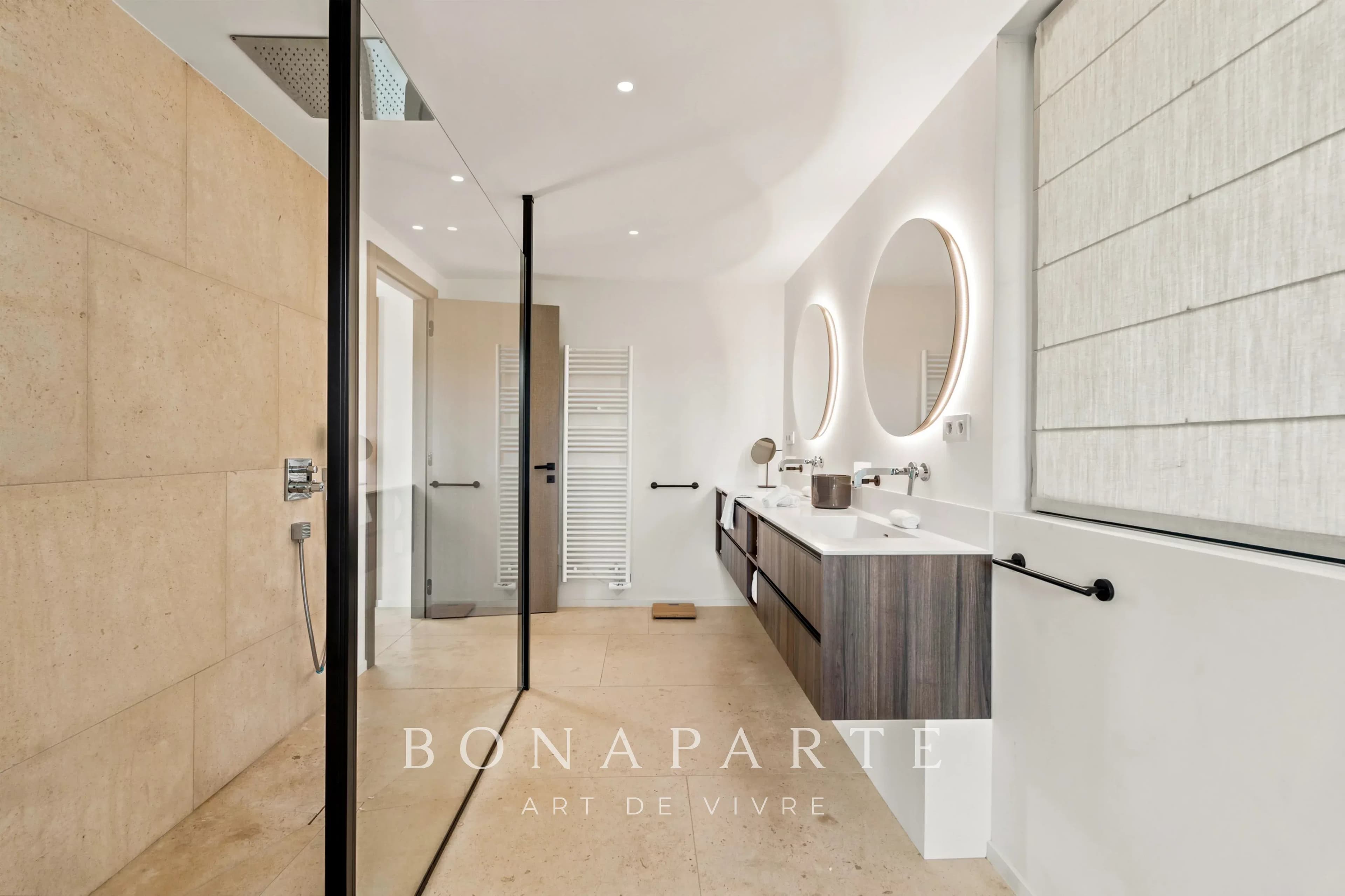 SAINT-TROPEZ – VILLA CONTEMPORAINE D’EXCEPTION - Photo 19