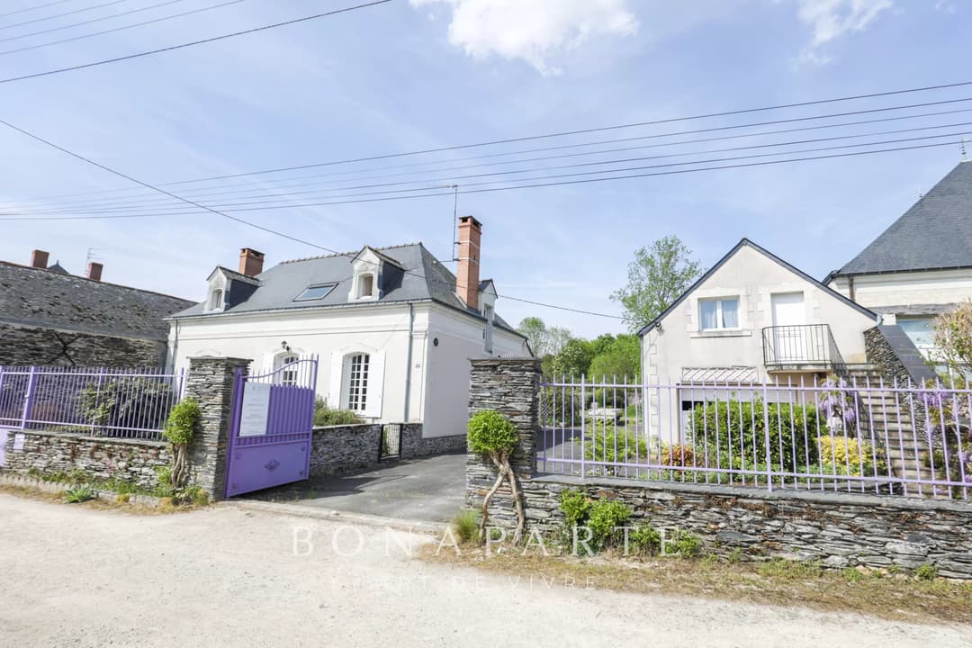 CORNÉ – MAISON DE MAÎTRE AUTHENTIQUE – LA DOUCEUR D’UN ART DE VIVRE - Photo 29