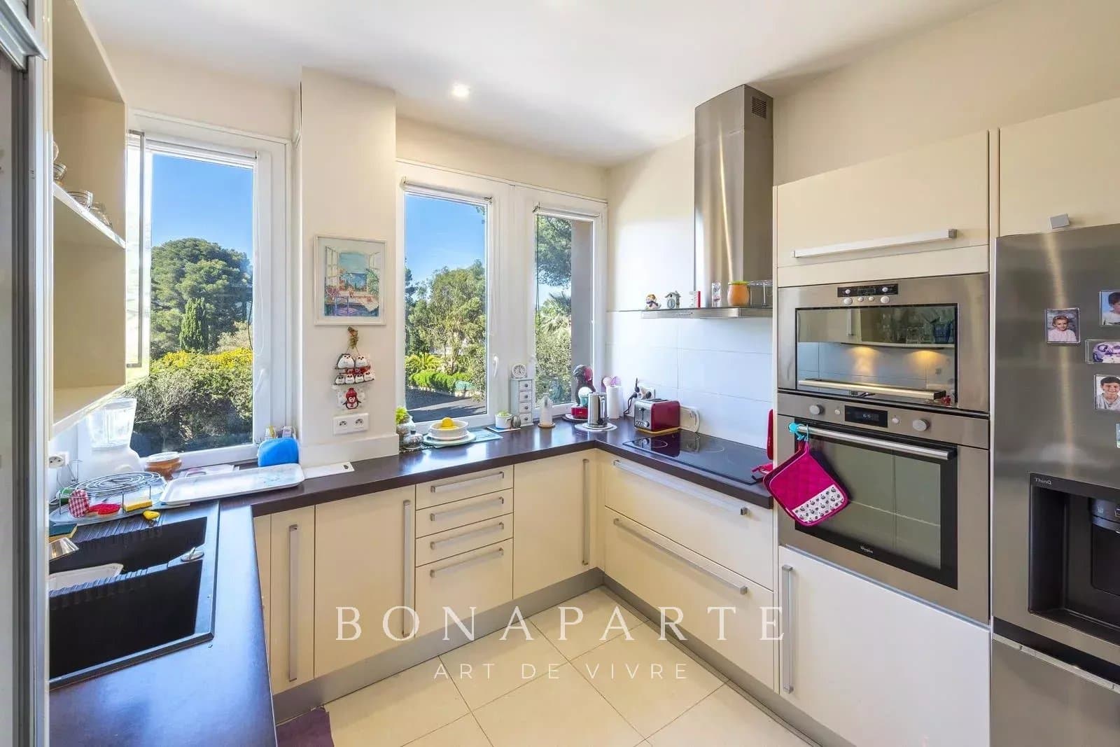 SAINT-RAPHAËL - APPARTEMENT FACE A LA MER - Photo 6