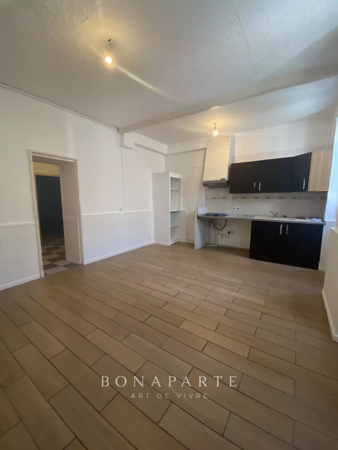 IMMEUBLE DE RAPPORT À 10,80% - 7 APPARTEMENTS - 311M² - Photo 5
