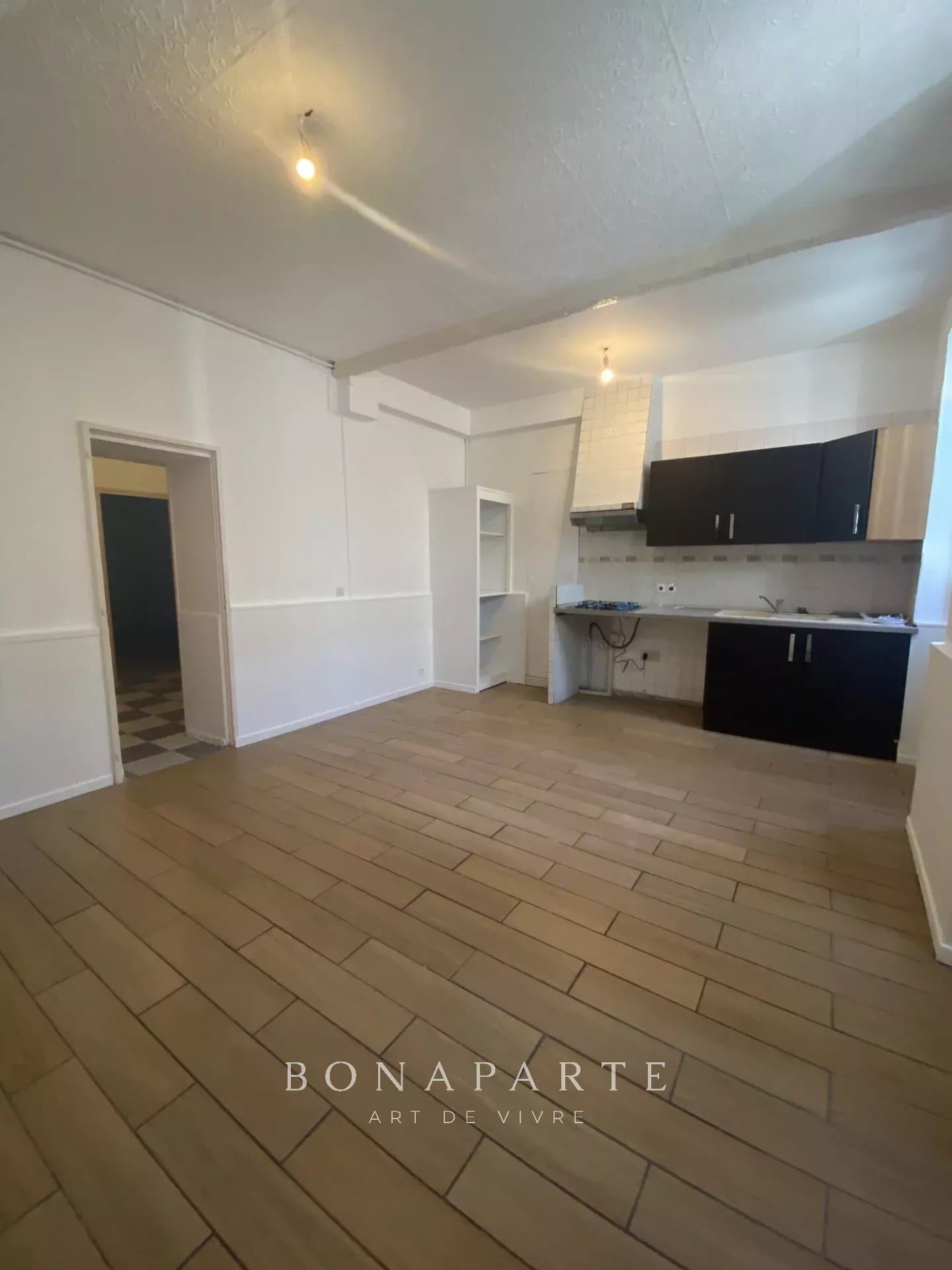 IMMEUBLE DE RAPPORT À 10,80% - 7 APPARTEMENTS - 311M² - Photo 5