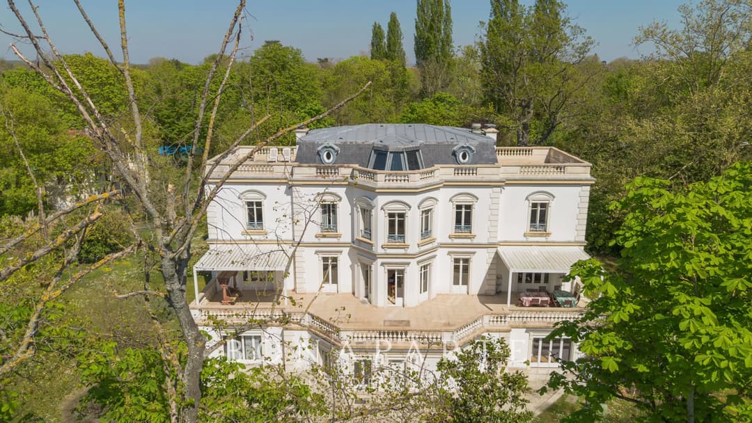 Propriété d'exception — Maison de Maître XIXe — Parc arboré — Le Vésinet - Photo 6