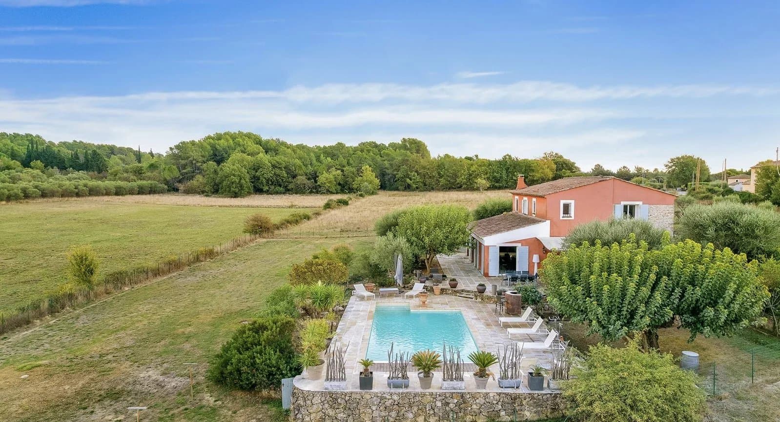 BAGNOLS-EN-FORÊT - VILLA PROVENÇALE - PISCINE ET GRAND JARDIN - Photo 3