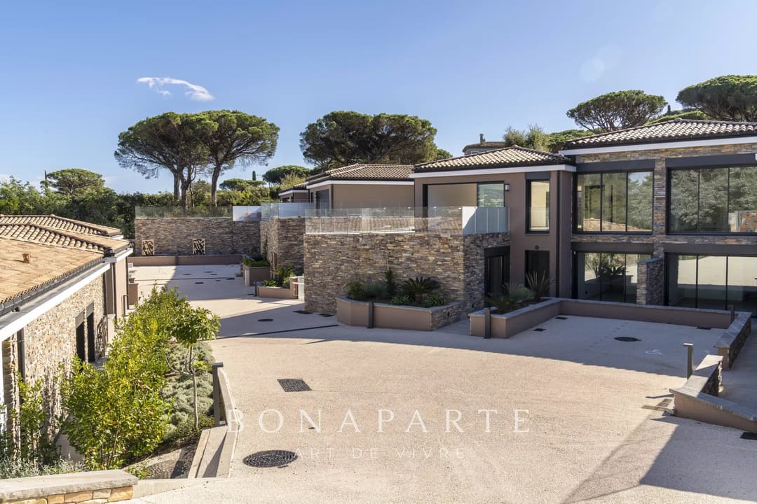 EXCLUSIVITE : Magnifique "villa appartement" en duplex avec très belle vue mer - Photo 33