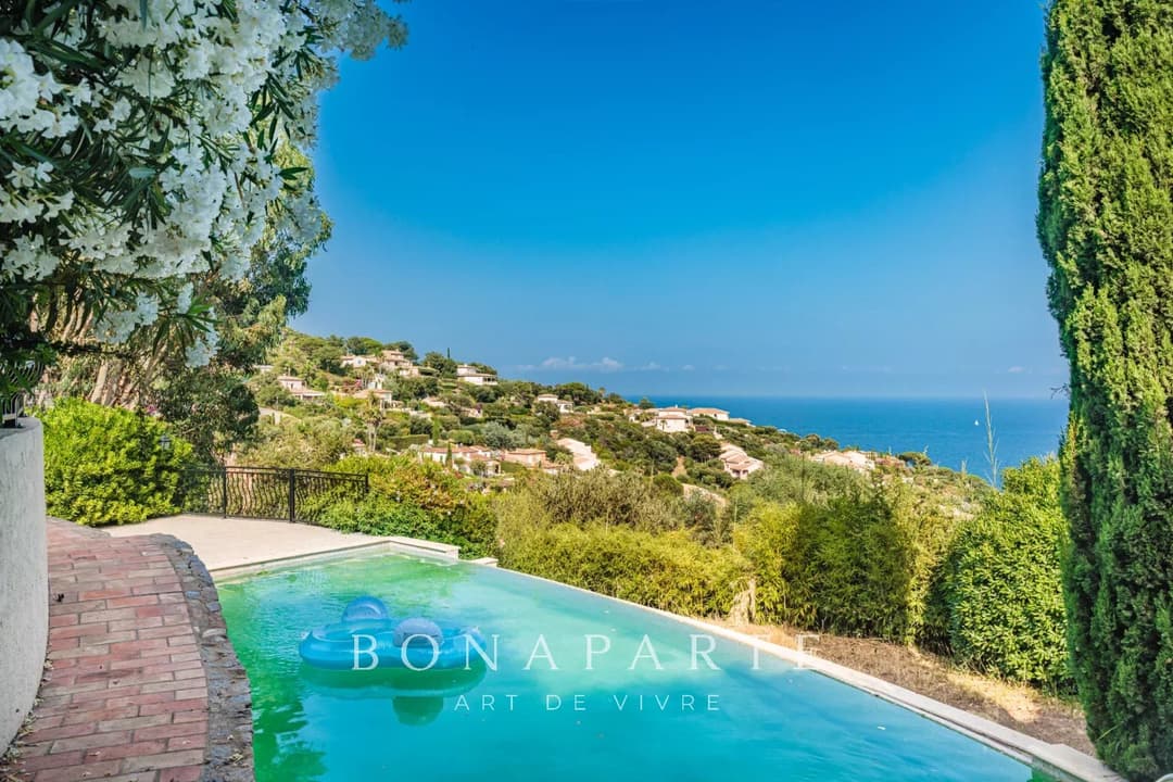 SAINTE-MAXIME - VILLA VUE MER PANORAMIQUE - Photo 15