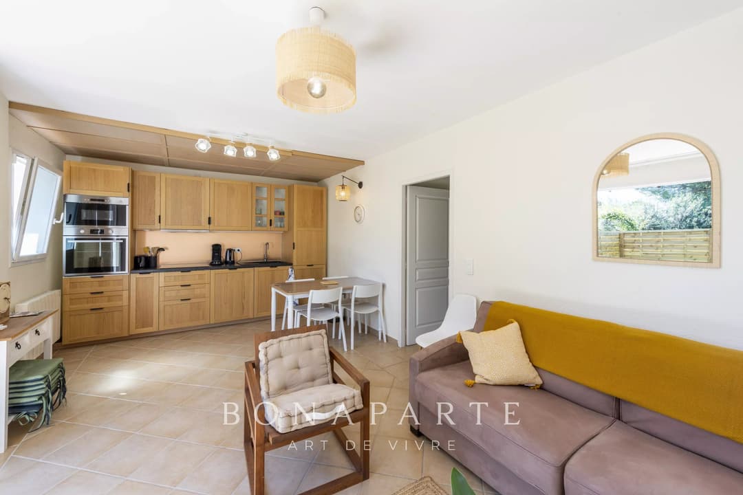 Superbe propriété de 257m² environ, située à Roquebrune sur Argens - Photo 10
