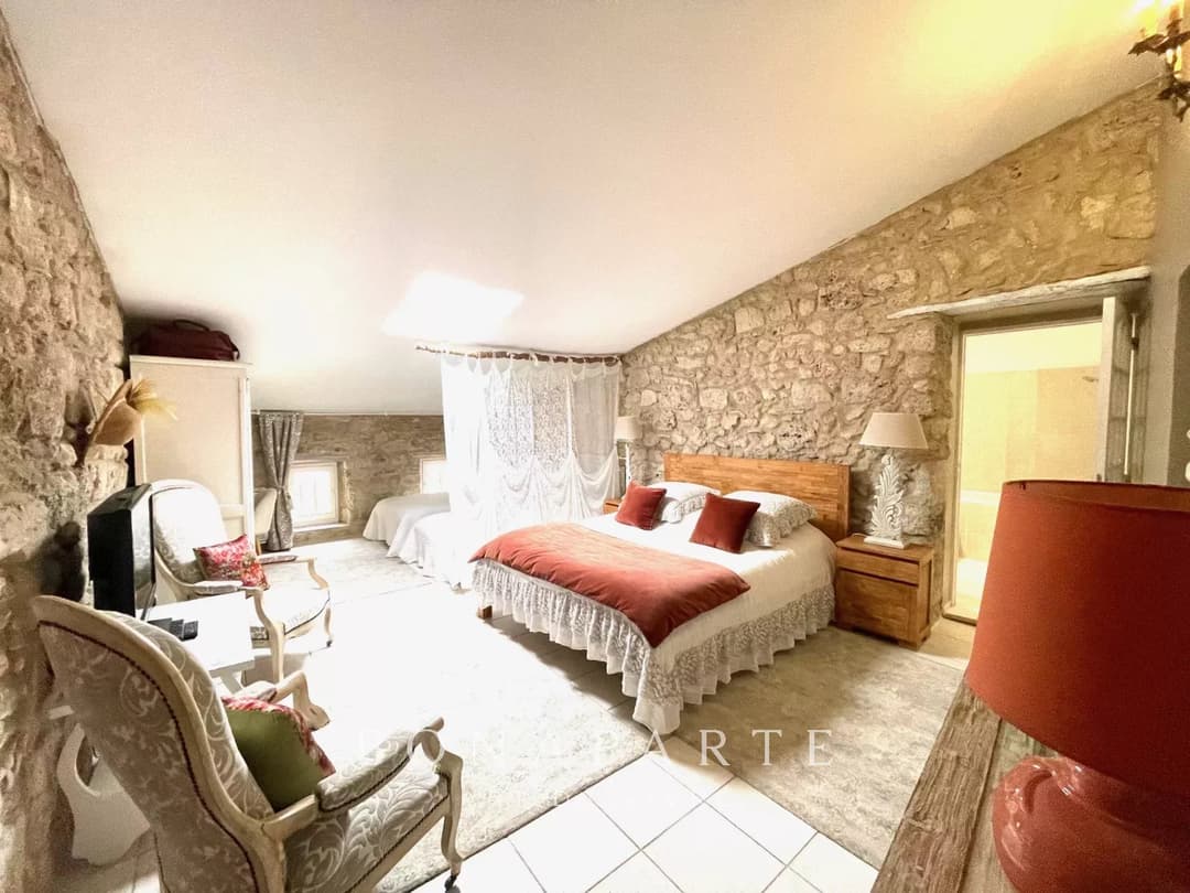 Rachetez un bout d’Histoire – Château Médiéval du XIIe siècle dans la région de Béziers - Photo 9