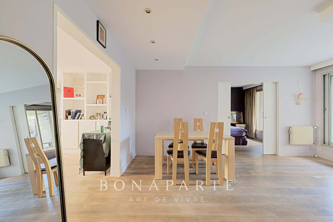 Appartement traversant avec deux terrasses - Photo 3