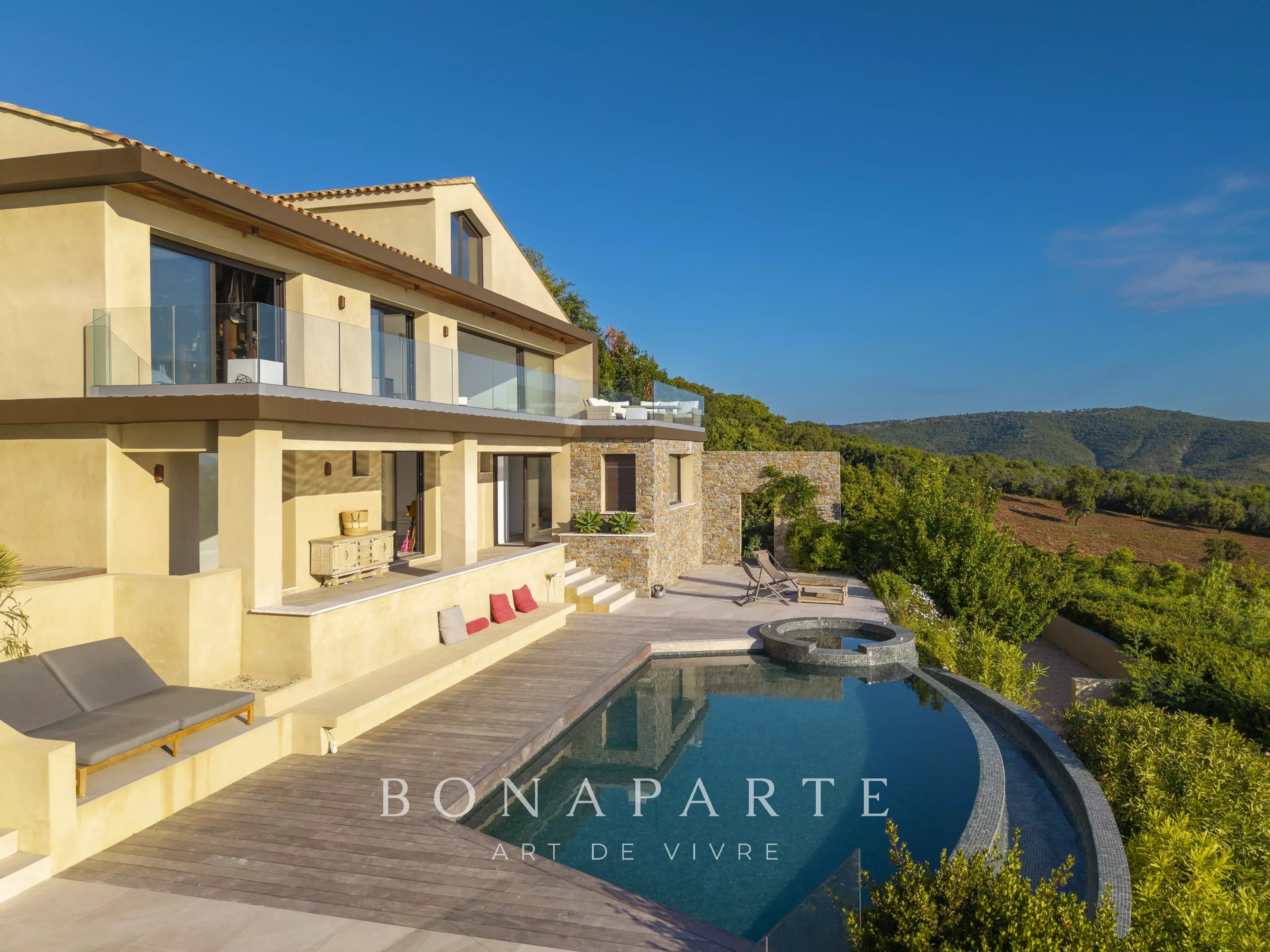 EXCLUSIVITE : Villa contemporaine – Vue mer panoramique exceptionnelle - Photo 15