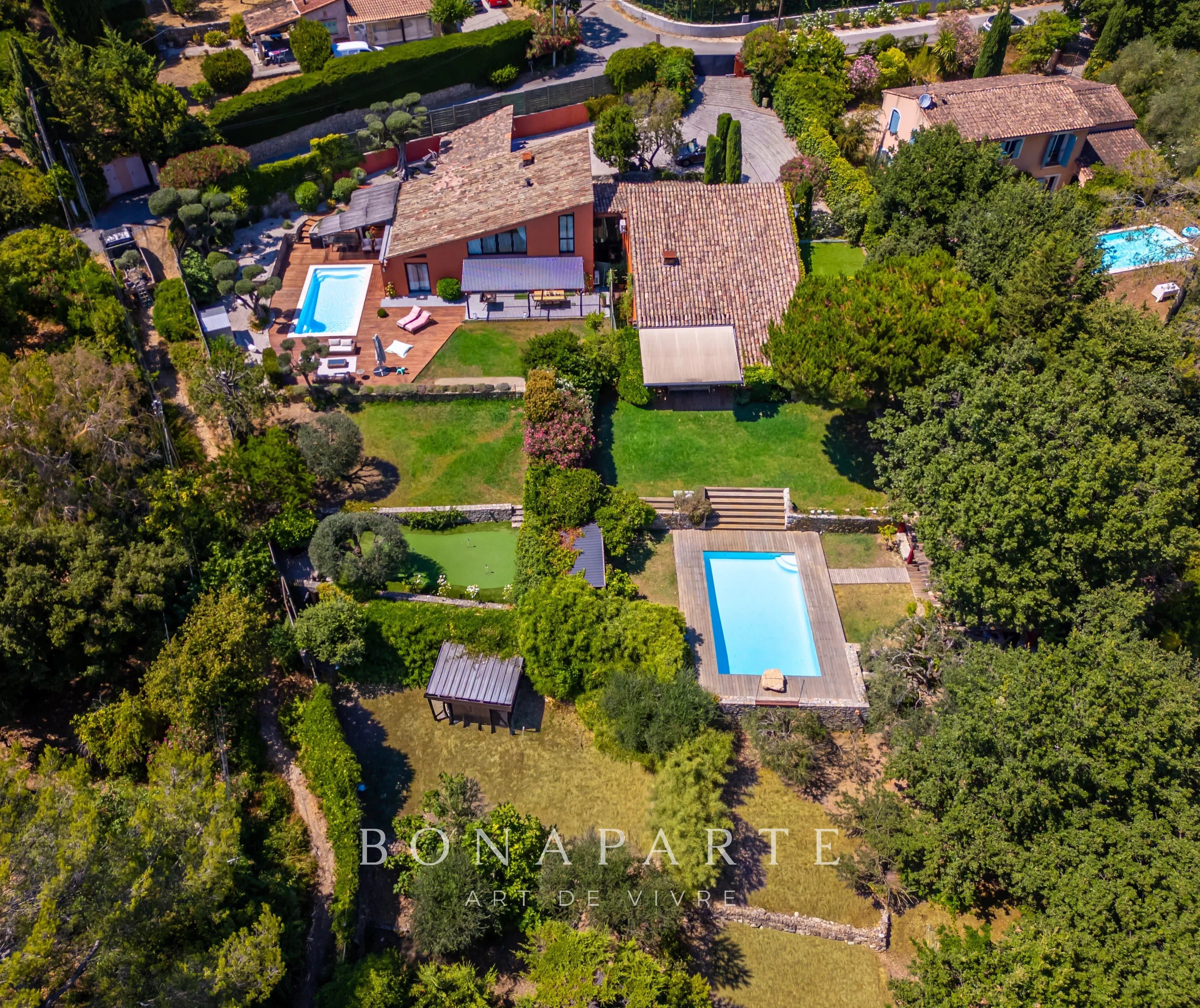 VILLA D’ARCHITECTE CONTEMPORAINE – MOUGINS / LE CANNET - Photo 11