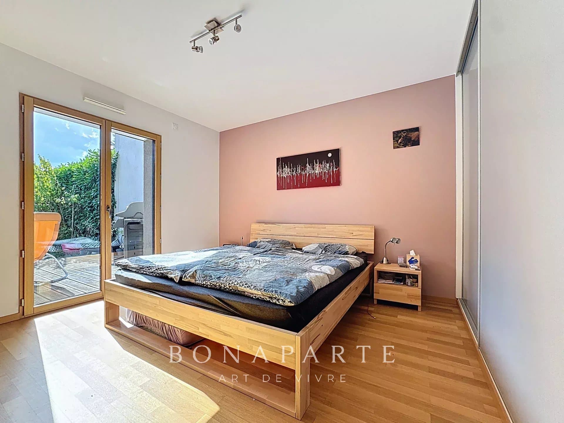 Prévessin-Moëns - Duplex 5 pièces 122 m² avec jardin privatif - Photo 7