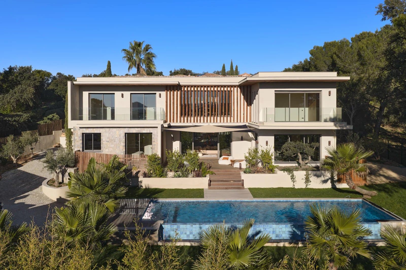 Villa 244m² avec jardin - Saint-Raphaël - Photo 10