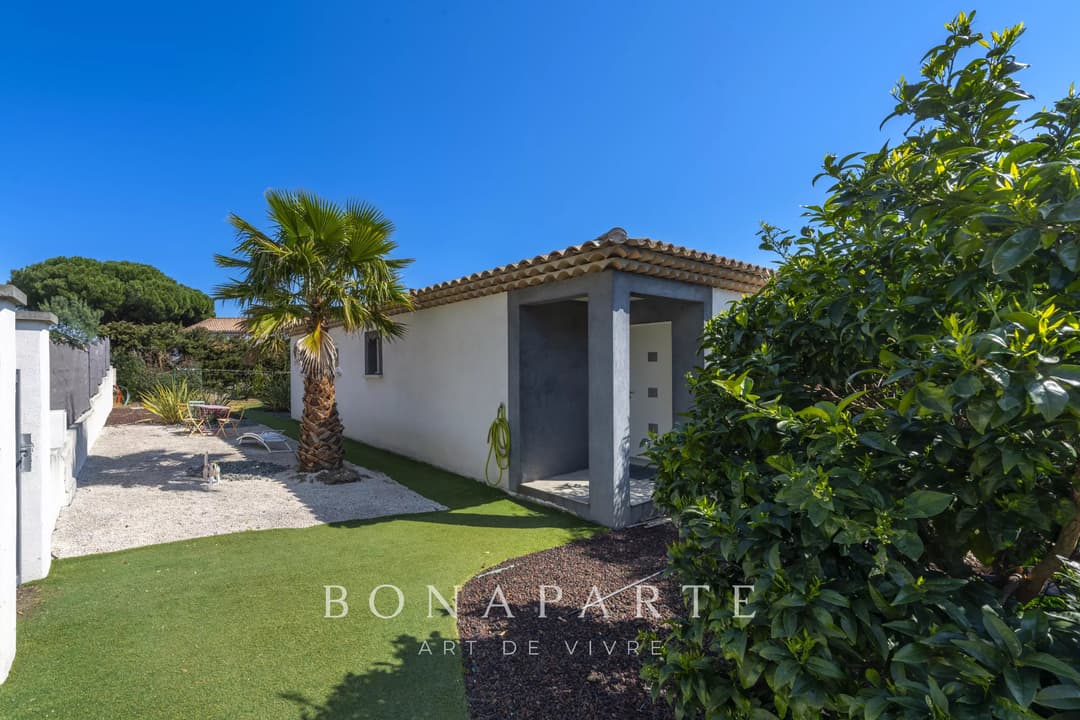 SAINT-AYGULF - Villa récente avec appartement indépendant - Photo 11