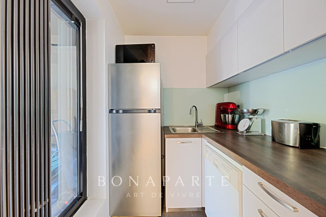 Maison d’architecte – 316 m² habitables – Dépendance indépendante – Piscine intérieure – Sous-sol total – Jardin paysagé de 800 m² - Photo 22