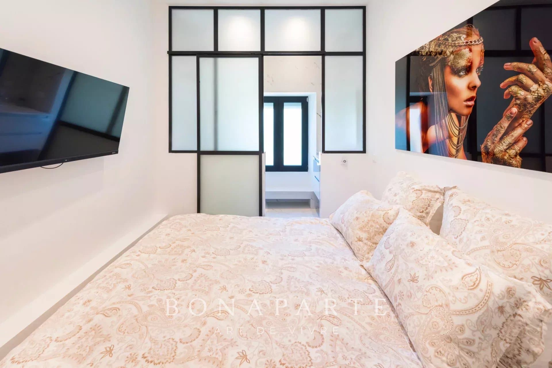 Superbe appartement rénové avec vue mer panoramique – Sainte-Maxime centre - Photo 9