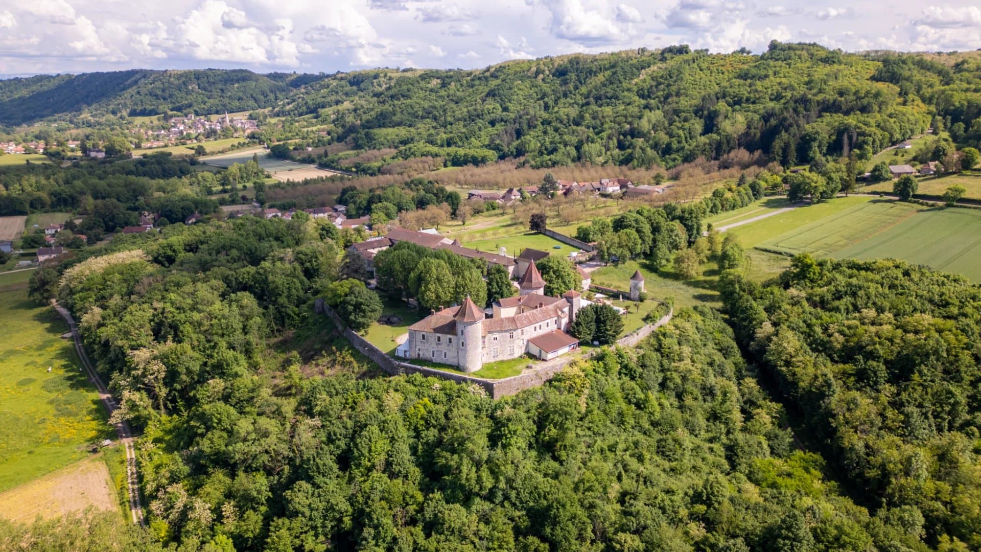CHÂTEAU D’EXCEPTION – DOMAINE HÔTELIER 4★ & ÉVÉNEMENTIEL - Photo 58