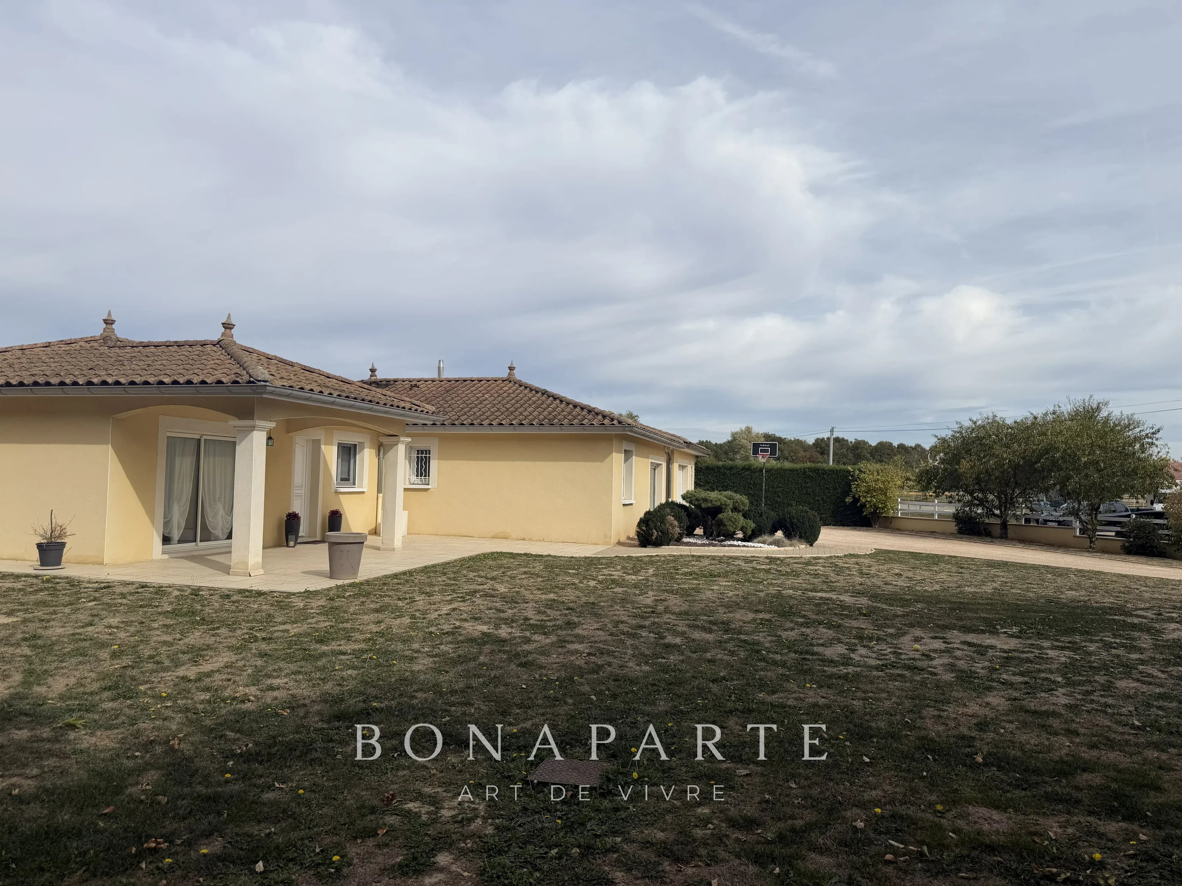 AMBERIEUX EN DOMBES - MAISON DE PLAIN-PIED - VUE PANORAMIQUE - Photo 18