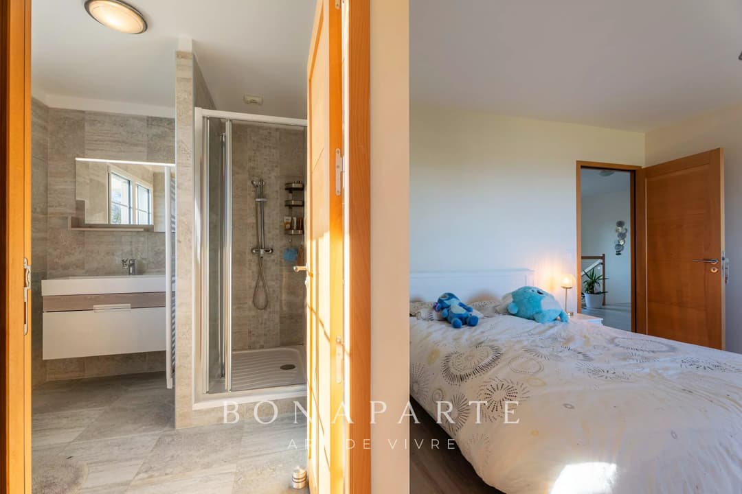 CESSY - MAISON P6 DE 240 M² - VUE PANORAMIQUE ALPES ET MONT-BLANC - Photo 12