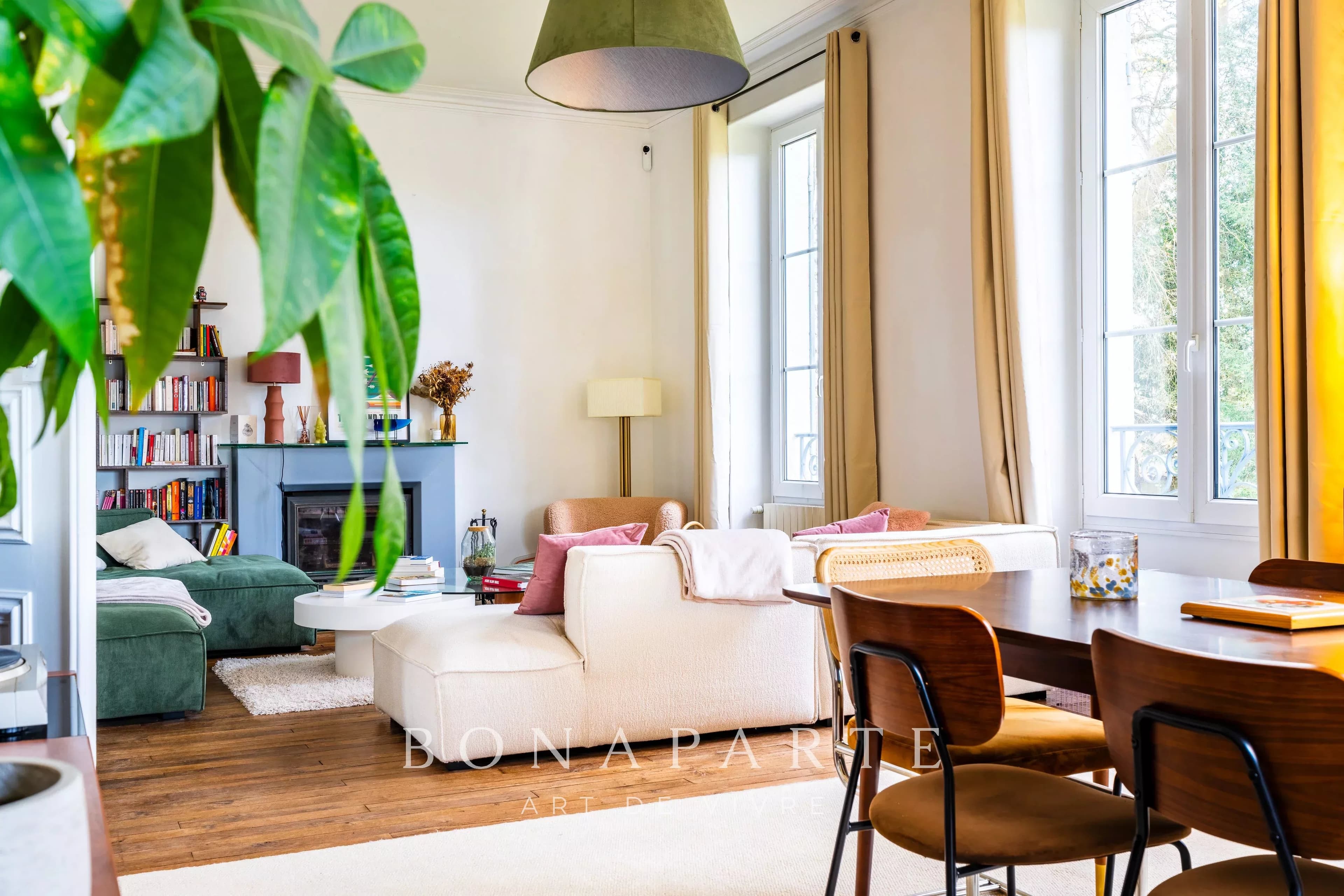 Propriété d'exception : Élégante maison de maître avec dépendances - Photo 6