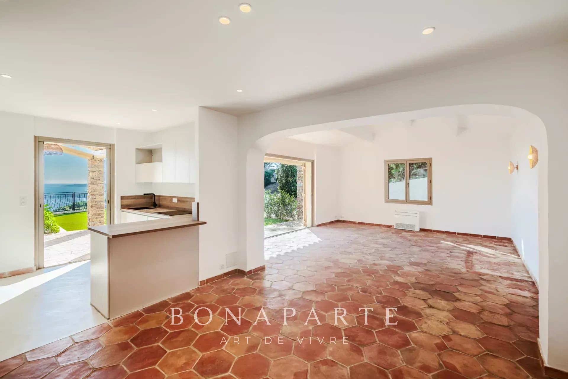 SAINTE-MAXIME - VILLA VUE MER PANORAMIQUE - Photo 4