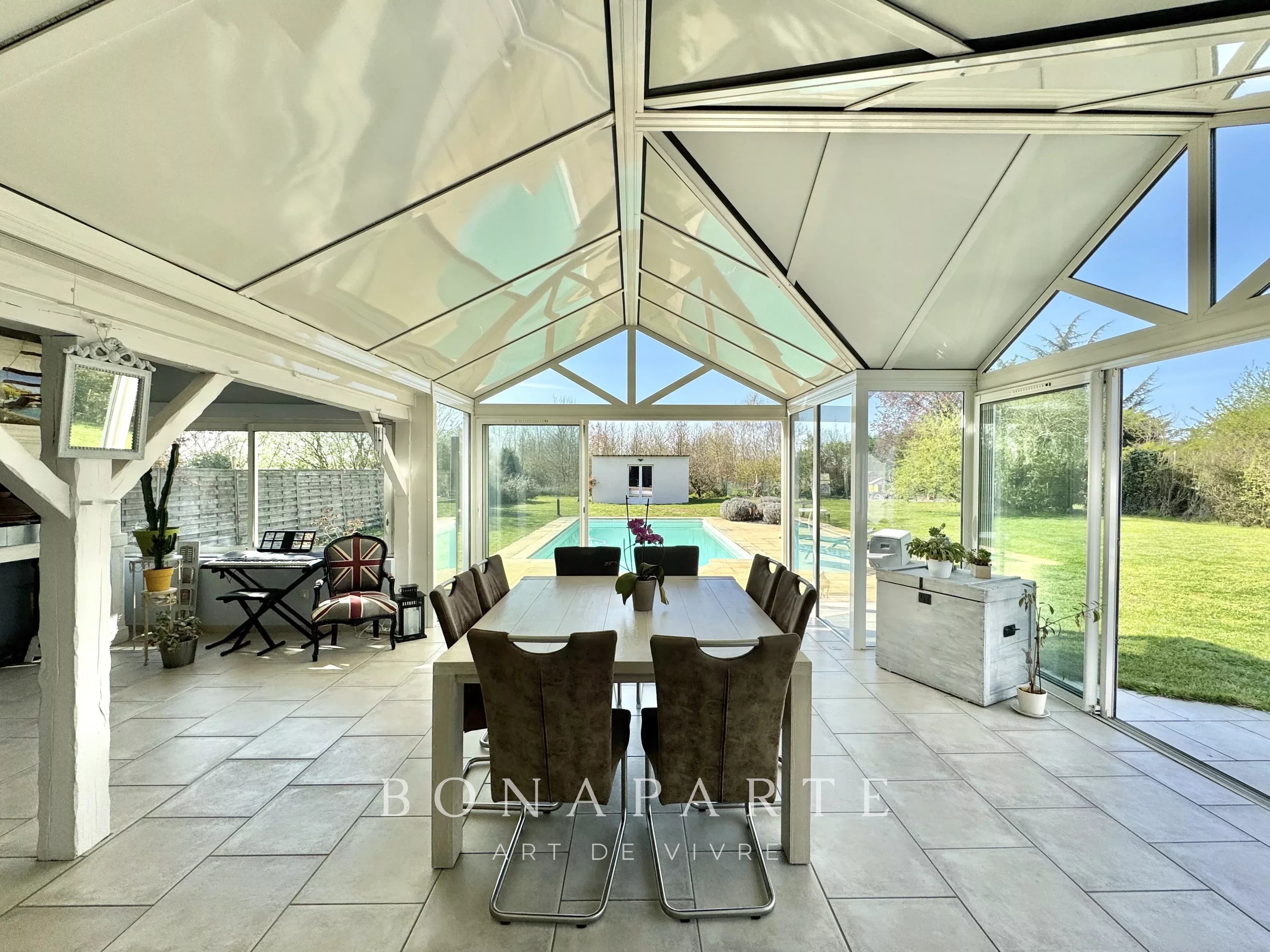 ALLONNES - MAISON FAMILIALE - 199 m²