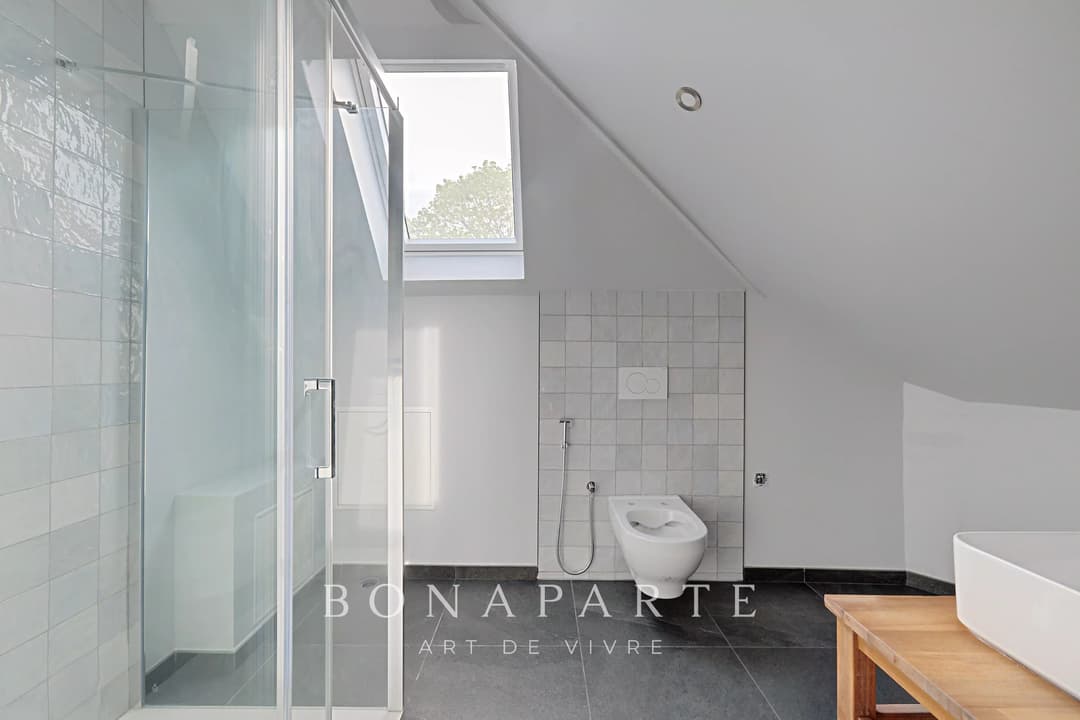 Antony centre – Maison récente de 230 m² avec ascenseur, piscine 8x4 et dépendances sur terrain de 1 150 m² - Photo 24