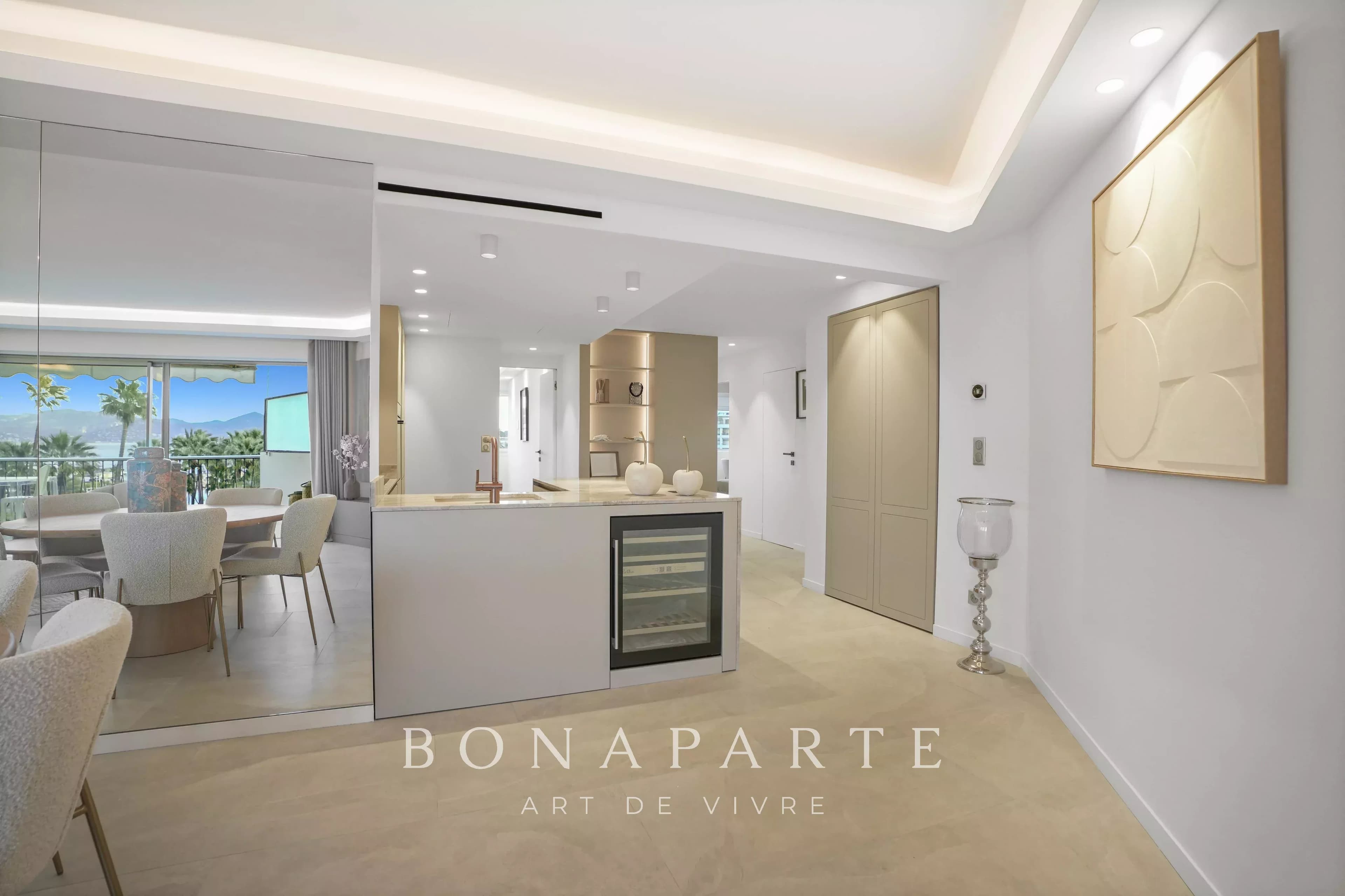 CANNES / CROISETTE - MAGNIFIQUE T4 - ENTIEREMENT RENOVE - Photo 4