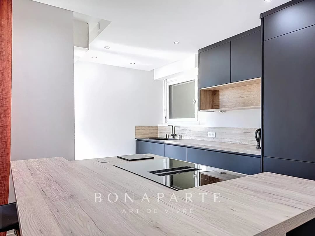 GEX CENTRE - APPARTEMENT LUMINEUX RENOVE - Photo 12