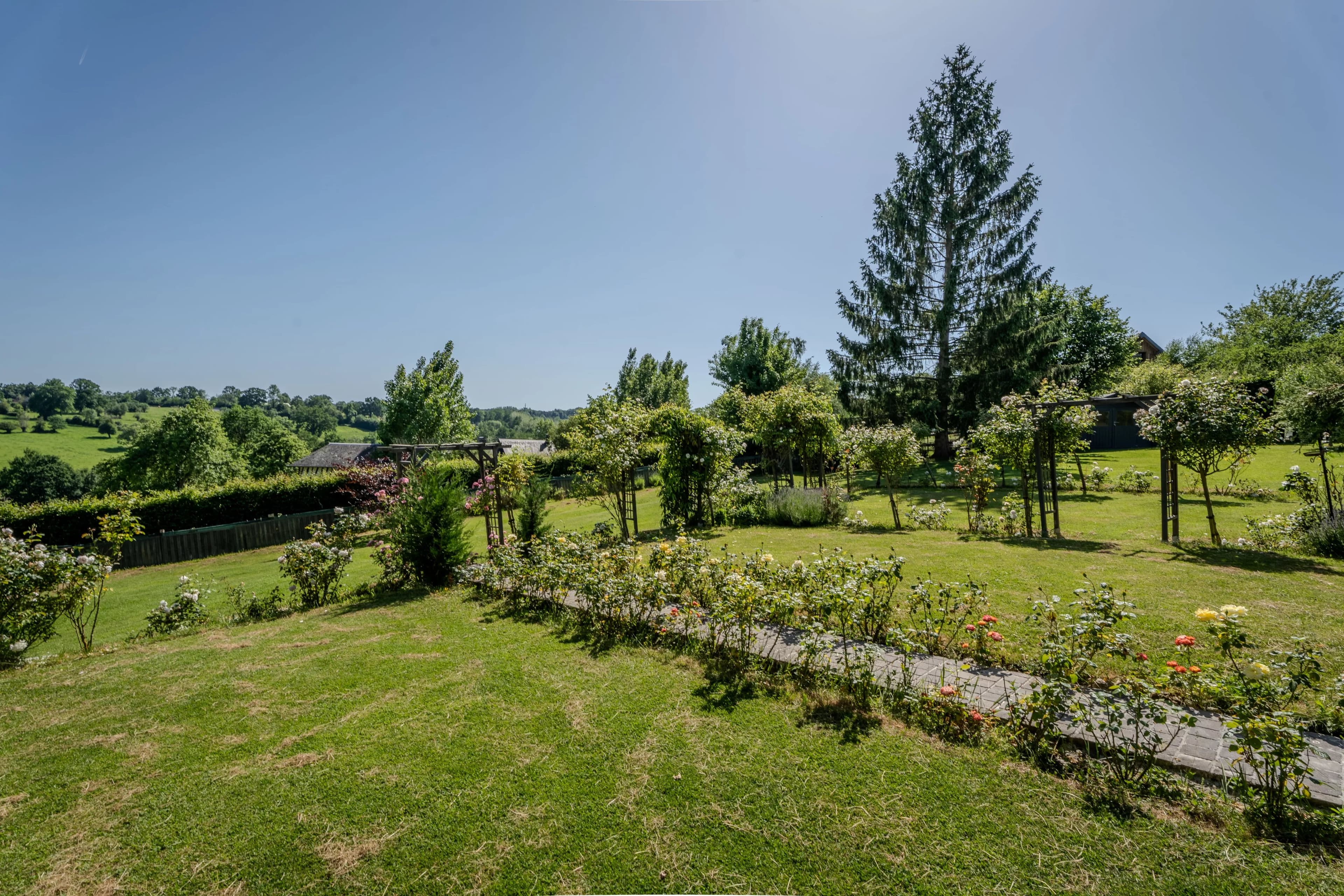 PAYS D'AUGE - PROPRIÉTÉ NORMANDE DE CHARME AVEC DÉPENDANCE - Photo 23