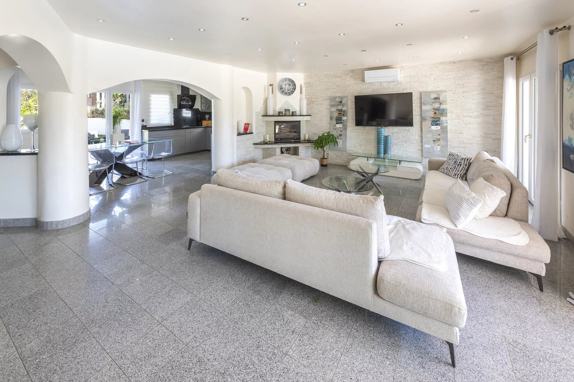 EXCLUSIVITE : Villa - 172 m² - 7 pièces - Photo 6