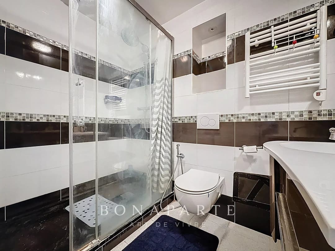 Échenevex - Maison familiale avec jardin - Photo 11