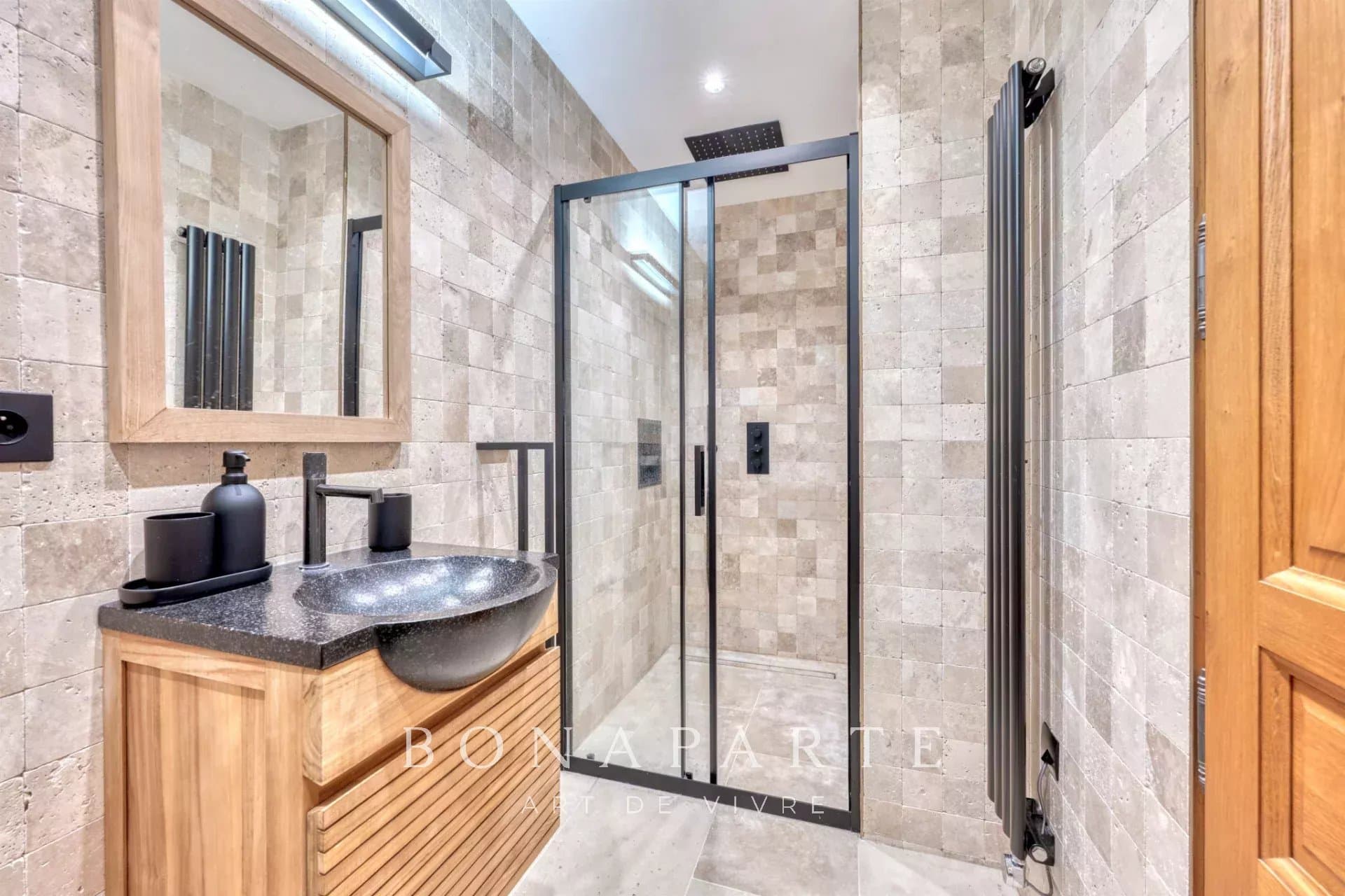 Maison familiale de 280m2 refaite à neuf avec piscine - Photo 11