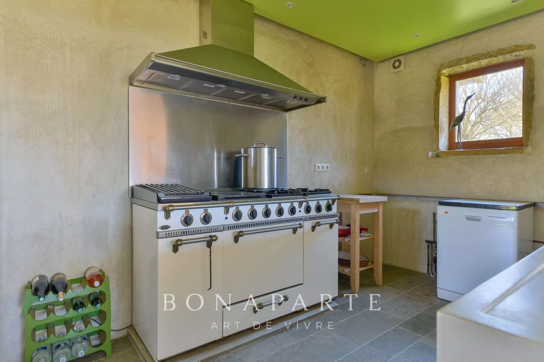 PROPRIÉTÉ EXCEPTIONNELLE DANS LA DOMBES- 118 hec DE PRAIRIES, BOIS ET ETANG - Photo 8