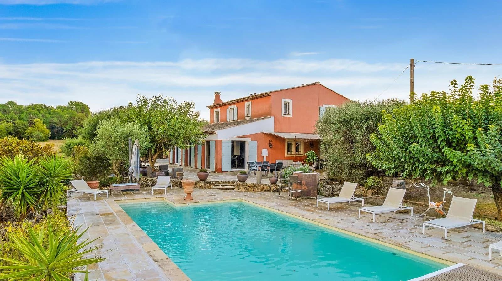 BAGNOLS-EN-FORÊT - VILLA PROVENÇALE - PISCINE ET GRAND JARDIN - Photo 1