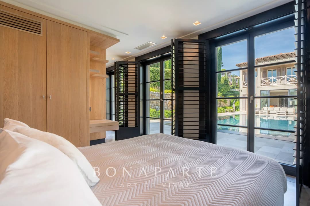 Mougins Village historique propriété de charme aux prestations ultra haut de gamme 8 chambres - Photo 12